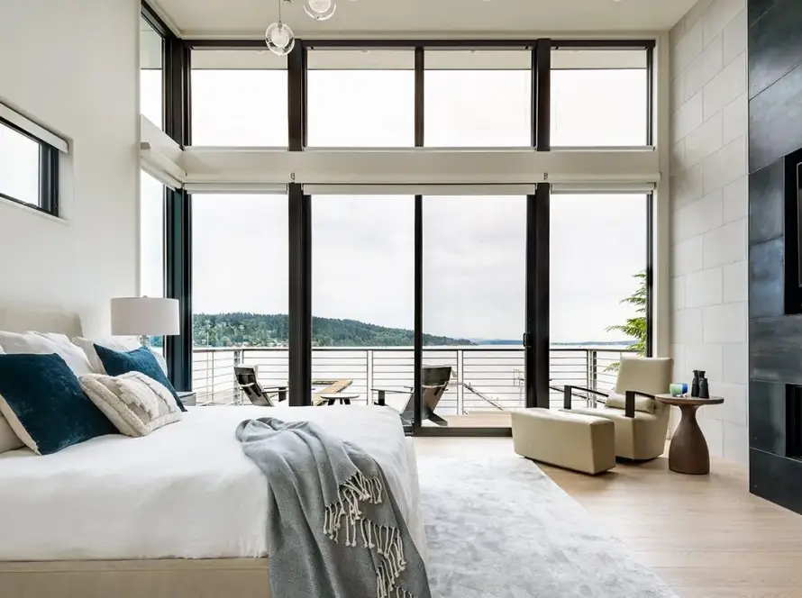 Sliding Doors